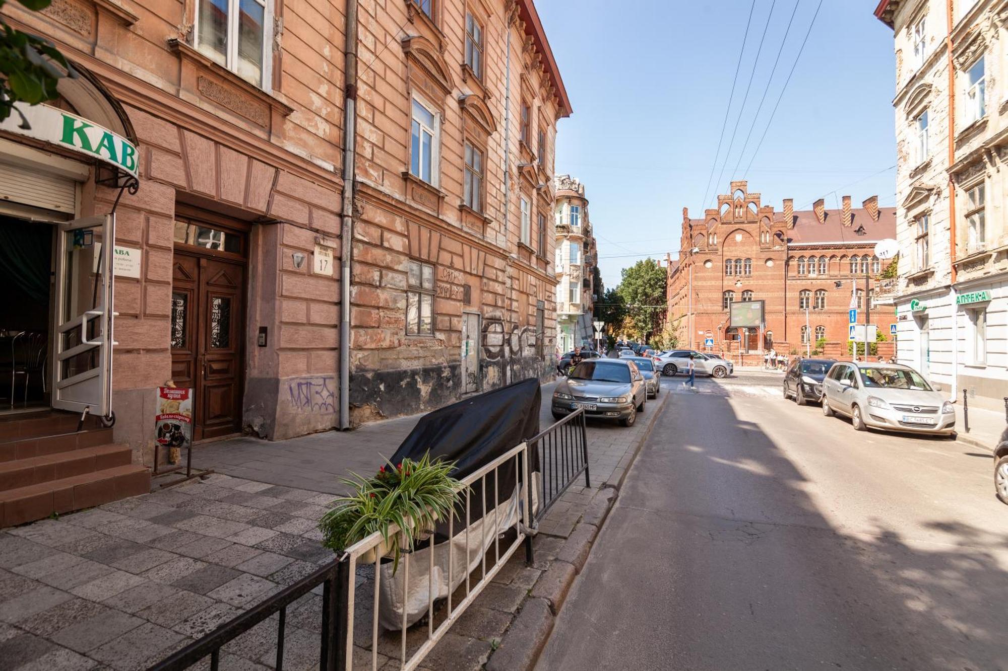 Alfa Apartments Ohiienka 17 2 Lviv Exteriör bild