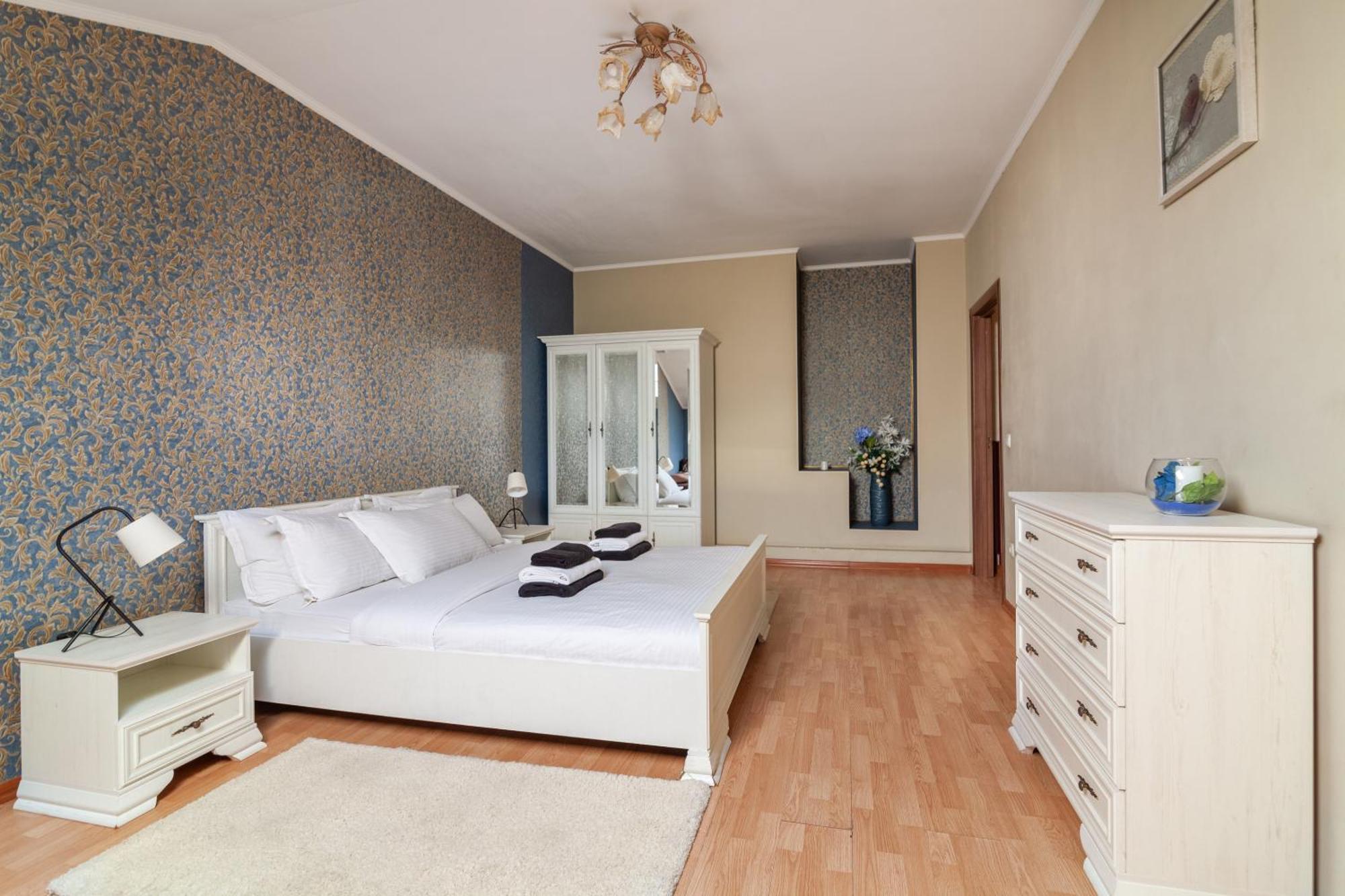 Alfa Apartments Ohiienka 17 2 Lviv Exteriör bild